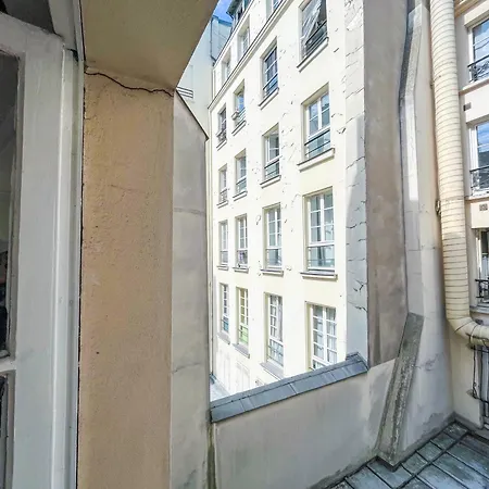08 - Faubourg Lejlighed *
